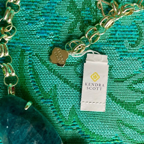 Kendra Scott Harlow Necklace Aqua Apatite NWT - Picture 10 of 12